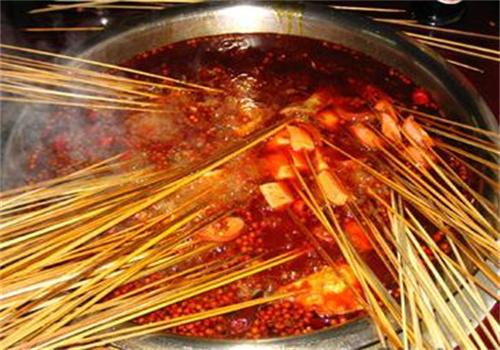 小方桌火锅串串香